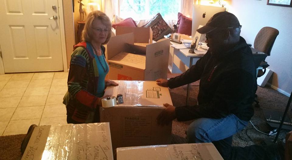 loading-boxes-09-2015-001